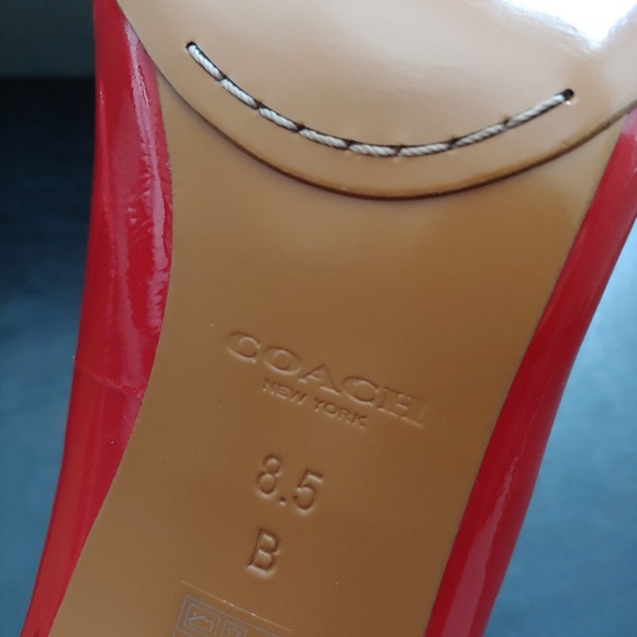 NWOT Coach "Carnelian" Patent Leather Heels - Picture 4 of 6